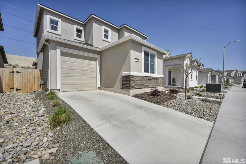 777 Crimson, Carson City, Nevada 89706, 3 Bedrooms Bedrooms, ,3 BathroomsBathrooms,Residential,Residential,Crimson,250004563