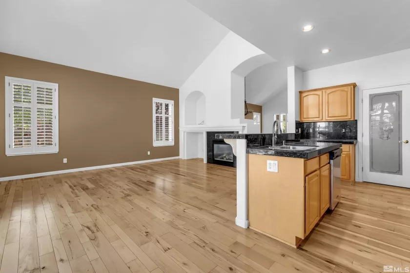 6841 Talmedge, Sparks, Nevada 89436, 3 Bedrooms Bedrooms, ,3 BathroomsBathrooms,Residential,Residential,Talmedge,250004252