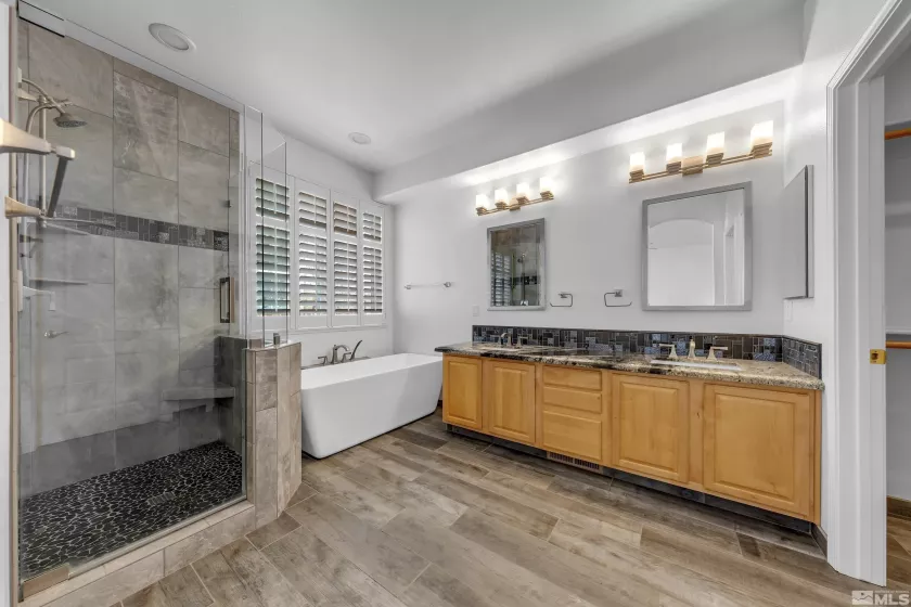 6841 Talmedge, Sparks, Nevada 89436, 3 Bedrooms Bedrooms, ,3 BathroomsBathrooms,Residential,Residential,Talmedge,250004252