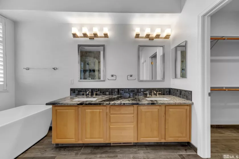 6841 Talmedge, Sparks, Nevada 89436, 3 Bedrooms Bedrooms, ,3 BathroomsBathrooms,Residential,Residential,Talmedge,250004252
