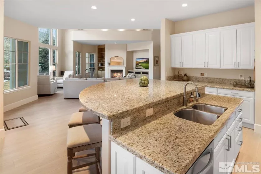 16925 Rue Du Parc, Reno, Nevada 89511, 3 Bedrooms Bedrooms, ,4 BathroomsBathrooms,Residential,Residential,Rue Du Parc,250005867