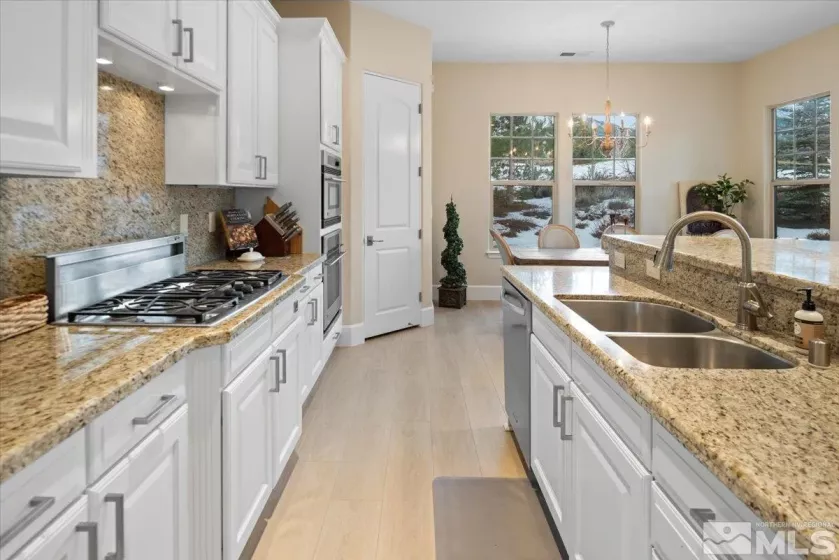 16925 Rue Du Parc, Reno, Nevada 89511, 3 Bedrooms Bedrooms, ,4 BathroomsBathrooms,Residential,Residential,Rue Du Parc,250005867