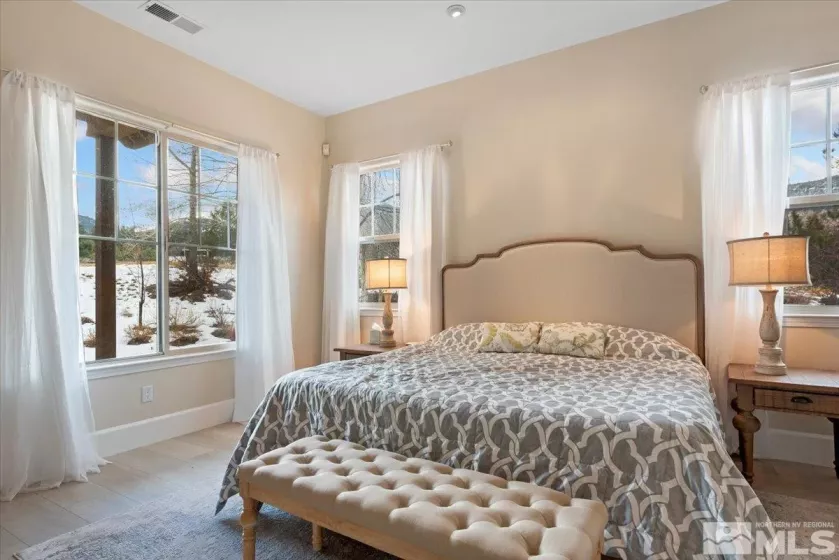 16925 Rue Du Parc, Reno, Nevada 89511, 3 Bedrooms Bedrooms, ,4 BathroomsBathrooms,Residential,Residential,Rue Du Parc,250005867