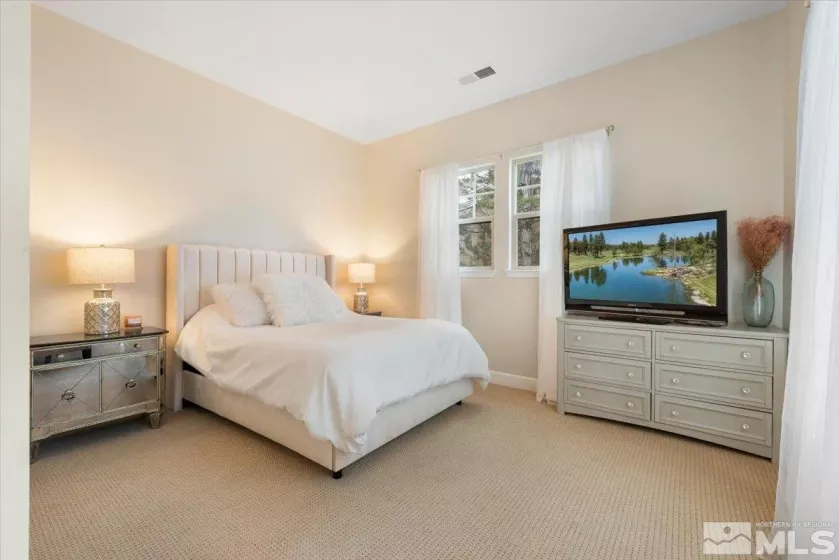 16925 Rue Du Parc, Reno, Nevada 89511, 3 Bedrooms Bedrooms, ,4 BathroomsBathrooms,Residential,Residential,Rue Du Parc,250005867