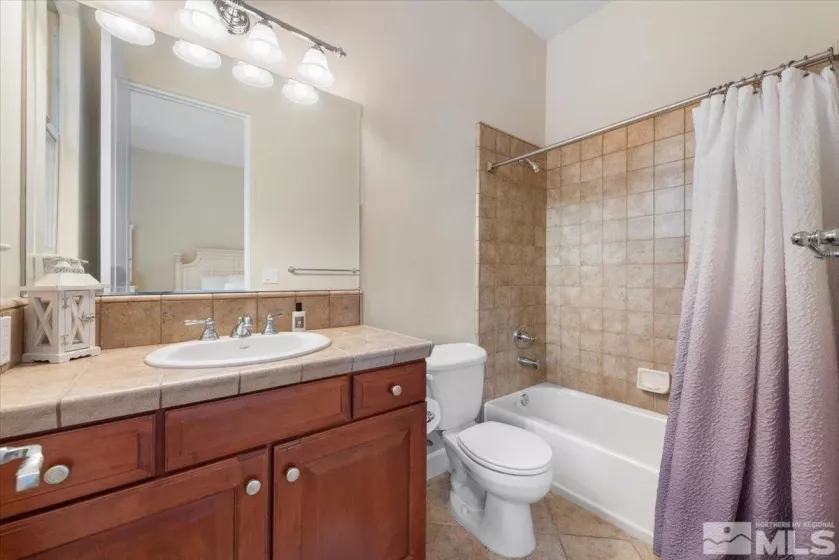 16925 Rue Du Parc, Reno, Nevada 89511, 3 Bedrooms Bedrooms, ,4 BathroomsBathrooms,Residential,Residential,Rue Du Parc,250005867
