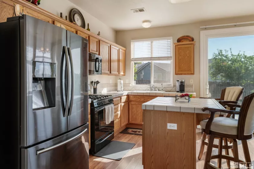 600 Birkdale Ct, Dayton, Nevada 89403, 3 Bedrooms Bedrooms, ,2 BathroomsBathrooms,Residential,Residential,Birkdale Ct,250005868