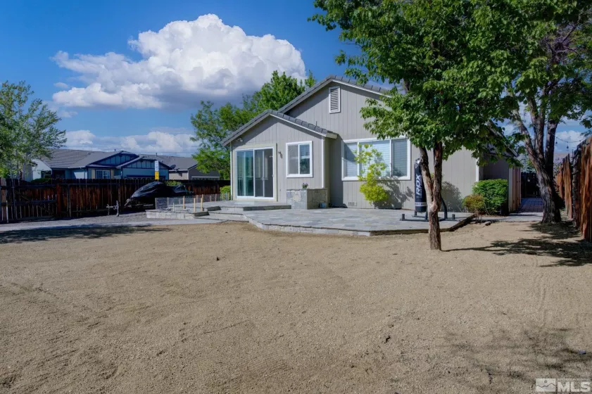 600 Birkdale Ct, Dayton, Nevada 89403, 3 Bedrooms Bedrooms, ,2 BathroomsBathrooms,Residential,Residential,Birkdale Ct,250005868
