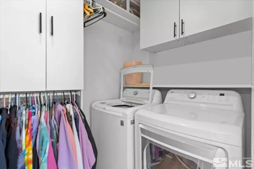 4917 Reggie, Reno, Nevada 89502, 1 Bedroom Bedrooms, ,2 BathroomsBathrooms,Residential,Residential,Reggie,250004486