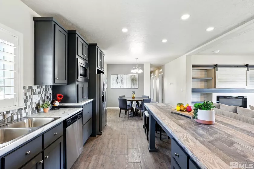 5202 Leon, Sun Valley, Nevada 89433, 4 Bedrooms Bedrooms, ,2 BathroomsBathrooms,Residential,Residential,Leon,250005871