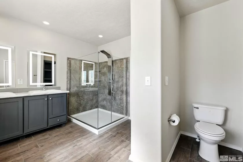 5202 Leon, Sun Valley, Nevada 89433, 4 Bedrooms Bedrooms, ,2 BathroomsBathrooms,Residential,Residential,Leon,250005871