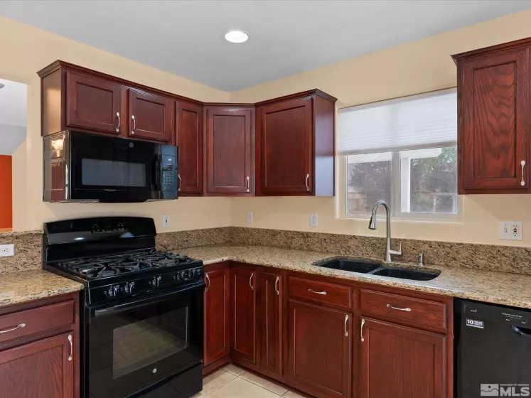 1820 Bogie, Fernley, Nevada 89408, 3 Bedrooms Bedrooms, ,3 BathroomsBathrooms,Residential,Residential,Bogie,250005875