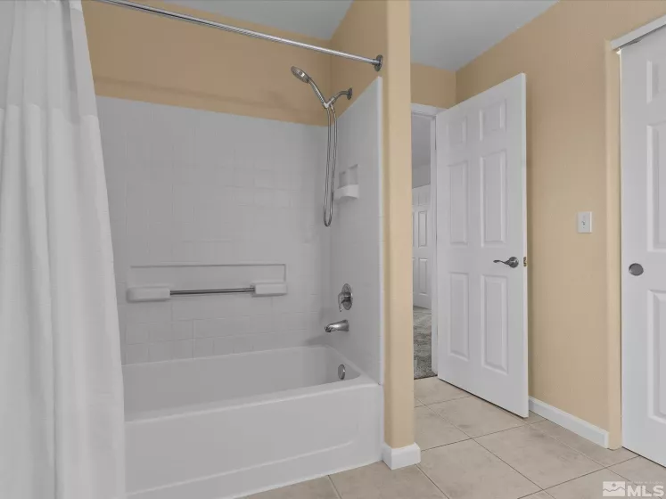 1820 Bogie, Fernley, Nevada 89408, 3 Bedrooms Bedrooms, ,3 BathroomsBathrooms,Residential,Residential,Bogie,250005875
