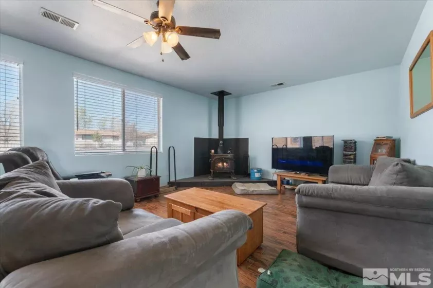 8525 Iroquois, Stagecoach, Nevada 89429, 3 Bedrooms Bedrooms, ,2 BathroomsBathrooms,Residential,Residential,Iroquois,250004796