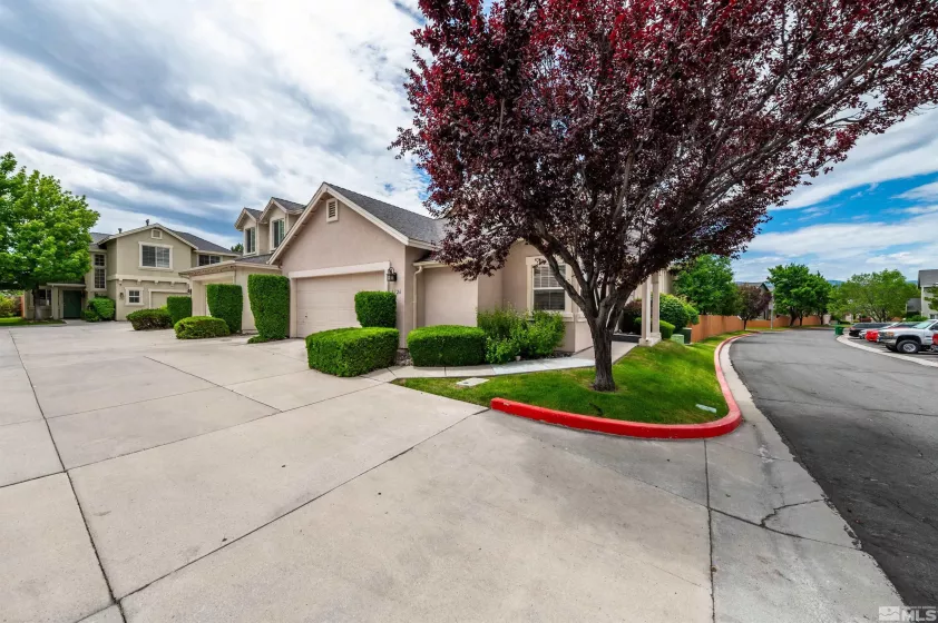 5726 Golden Eagle, Reno, Nevada 89523, 2 Bedrooms Bedrooms, ,2 BathroomsBathrooms,Residential,Residential,Golden Eagle,240008000