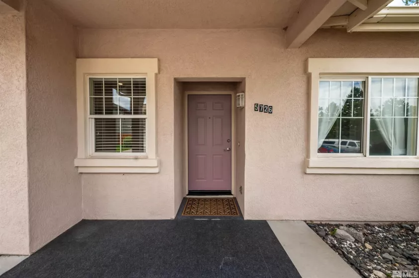 5726 Golden Eagle, Reno, Nevada 89523, 2 Bedrooms Bedrooms, ,2 BathroomsBathrooms,Residential,Residential,Golden Eagle,240008000