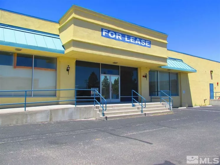 3719 Carson, Carson City, Nevada 89706, ,Commercial Lease,Manufactured,Carson,240006861