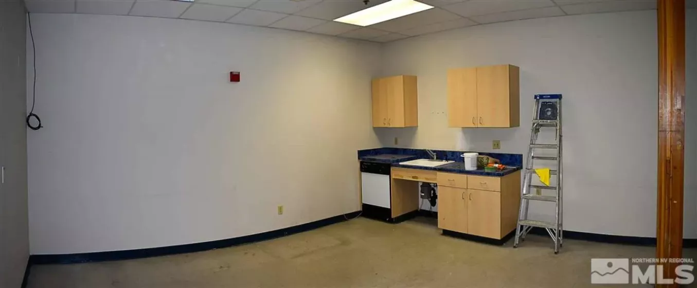 3719 Carson, Carson City, Nevada 89706, ,Commercial Lease,Manufactured,Carson,240006861