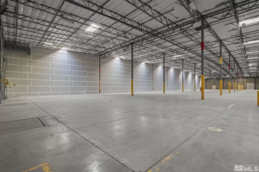 2275 Newlands, Fernley, Nevada 89408, ,Commercial Lease,Manufactured,Newlands,250002413