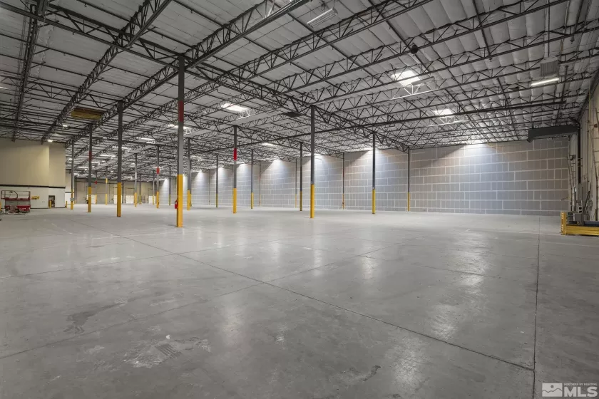2275 Newlands, Fernley, Nevada 89408, ,Commercial Lease,Manufactured,Newlands,250002413