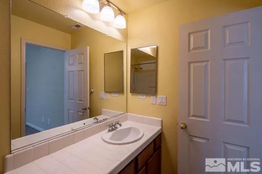 6679 Panther Creek, Sparks, Nevada 89436, 3 Bedrooms Bedrooms, ,4 BathroomsBathrooms,Residential,Residential,Panther Creek,250004517