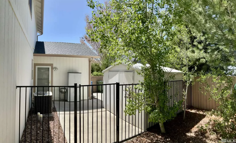 1348 Chichester, Gardnerville, Nevada 89410, 3 Bedrooms Bedrooms, ,3 BathroomsBathrooms,Residential,Residential,Chichester,250005859