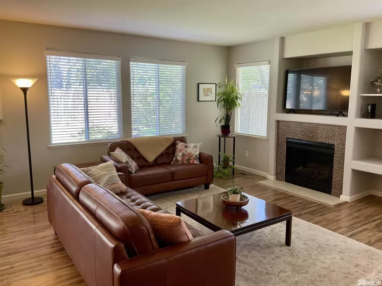 1348 Chichester, Gardnerville, Nevada 89410, 3 Bedrooms Bedrooms, ,3 BathroomsBathrooms,Residential,Residential,Chichester,250005859