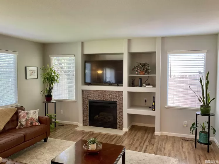 1348 Chichester, Gardnerville, Nevada 89410, 3 Bedrooms Bedrooms, ,3 BathroomsBathrooms,Residential,Residential,Chichester,250005859