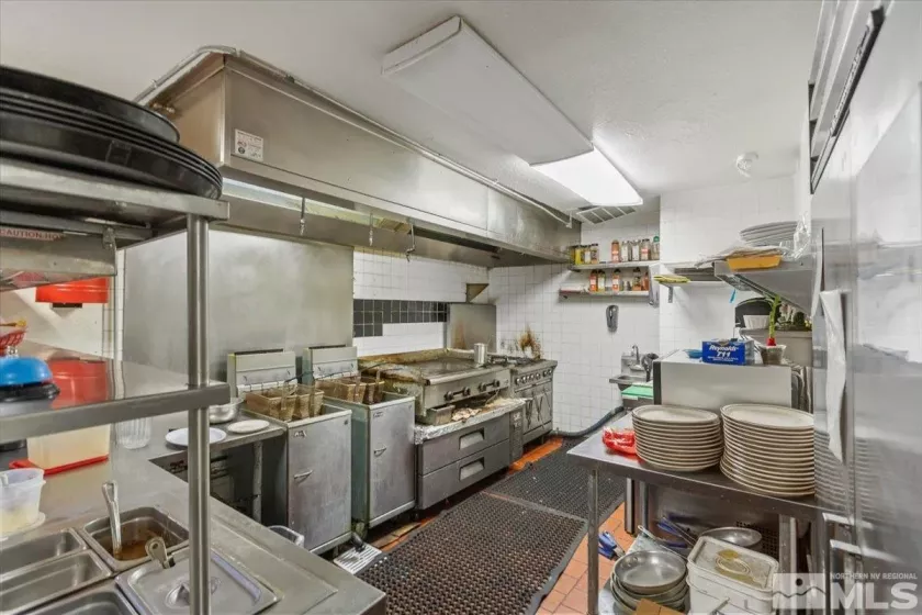 1301 Carson, Carson City, Nevada 89701, ,Commercial Sale,Residential,Carson,250004117