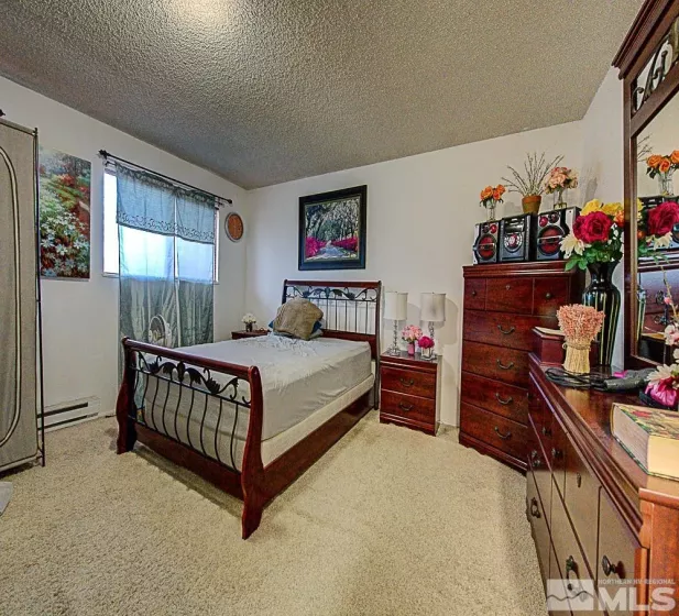 542 Smithridge, Reno, Nevada 89502, 2 Bedrooms Bedrooms, ,2 BathroomsBathrooms,Residential,Residential,Smithridge,250001808