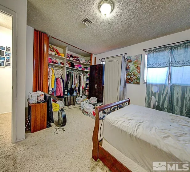 542 Smithridge, Reno, Nevada 89502, 2 Bedrooms Bedrooms, ,2 BathroomsBathrooms,Residential,Residential,Smithridge,250001808