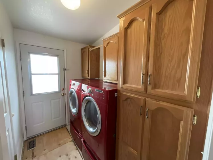 19 Coventry Way, Reno, Nevada 89506, 2 Bedrooms Bedrooms, 9 Rooms Rooms,3 BathroomsBathrooms,Manufactured,Residential,Coventry,250005891