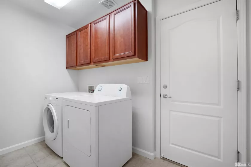 830 Laca, Dayton, Nevada 89403, 3 Bedrooms Bedrooms, ,2 BathroomsBathrooms,Residential,Residential,Laca,240014166