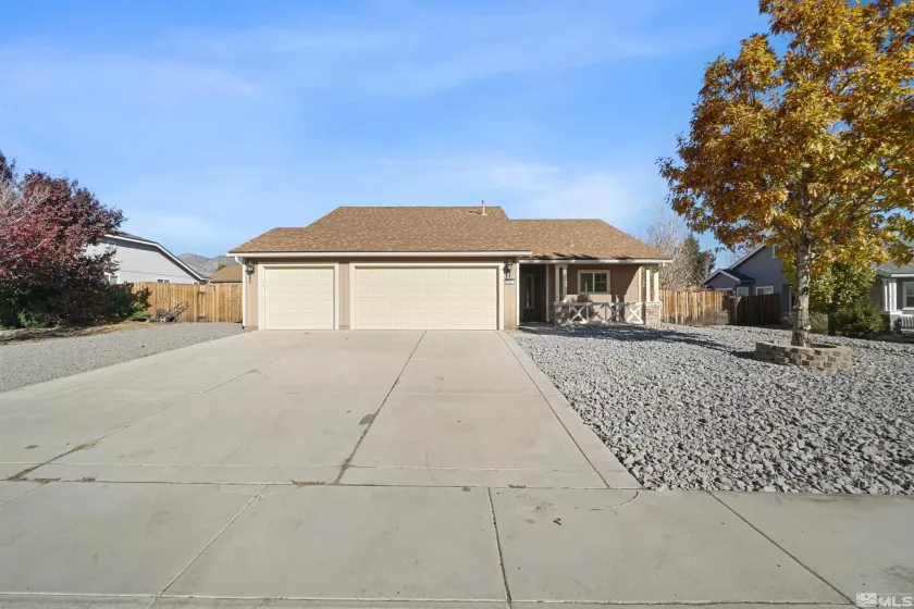 830 Laca, Dayton, Nevada 89403, 3 Bedrooms Bedrooms, ,2 BathroomsBathrooms,Residential,Residential,Laca,240014166