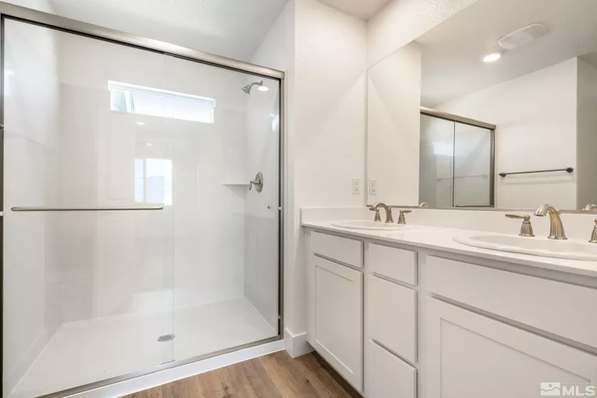 7972 Zorite, Sparks, Nevada 89436, 4 Bedrooms Bedrooms, ,3 BathroomsBathrooms,Residential,Residential,Zorite,240005451