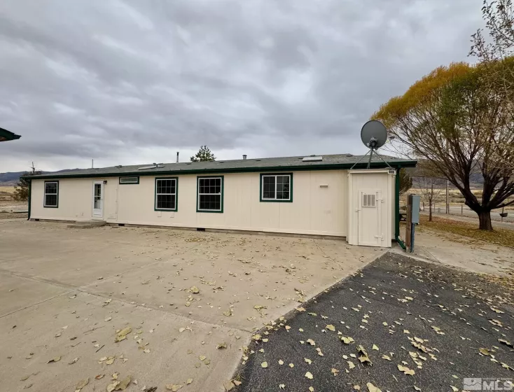 22575 Dorsey, Lovelock, Nevada 89419, 4 Bedrooms Bedrooms, ,2 BathroomsBathrooms,Residential,Residential,Dorsey,240014539