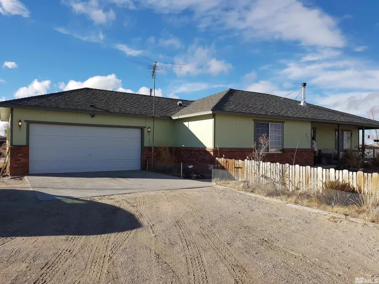 5212 Toyon, Fallon, Nevada 89406, 3 Bedrooms Bedrooms, ,2 BathroomsBathrooms,Residential,Residential,Toyon,250005891