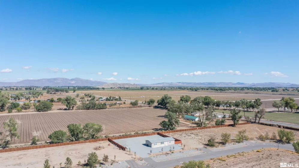 204 Chateau, Yerington, Nevada 89447, 3 Bedrooms Bedrooms, ,2 BathroomsBathrooms,Residential,Residential,Chateau,250005893