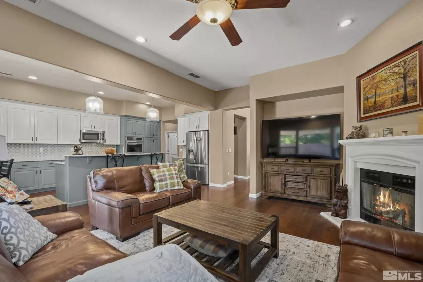 10710 Ivy Gate, Reno, Nevada 89521, 3 Bedrooms Bedrooms, ,3 BathroomsBathrooms,Residential,Residential,Ivy Gate,240012689