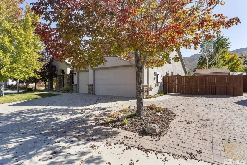 10710 Ivy Gate, Reno, Nevada 89521, 3 Bedrooms Bedrooms, ,3 BathroomsBathrooms,Residential,Residential,Ivy Gate,240012689