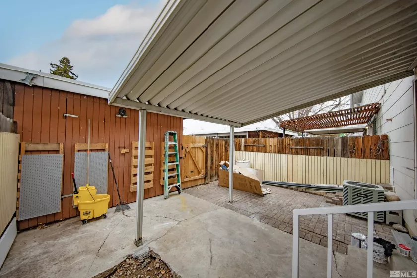 4 Smithridge, Reno, Nevada 89502, 2 Bedrooms Bedrooms, ,2 BathroomsBathrooms,Residential,Residential,Smithridge,250003408