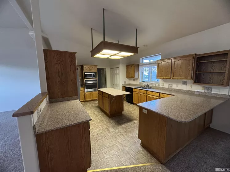 5375 Vinewood, Fallon, Nevada 89406, 4 Bedrooms Bedrooms, ,3 BathroomsBathrooms,Residential,Residential,Vinewood,250005251