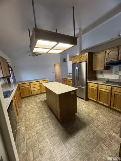 5375 Vinewood, Fallon, Nevada 89406, 4 Bedrooms Bedrooms, ,3 BathroomsBathrooms,Residential,Residential,Vinewood,250005251