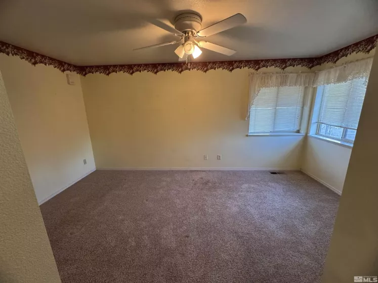 5375 Vinewood, Fallon, Nevada 89406, 4 Bedrooms Bedrooms, ,3 BathroomsBathrooms,Residential,Residential,Vinewood,250005251
