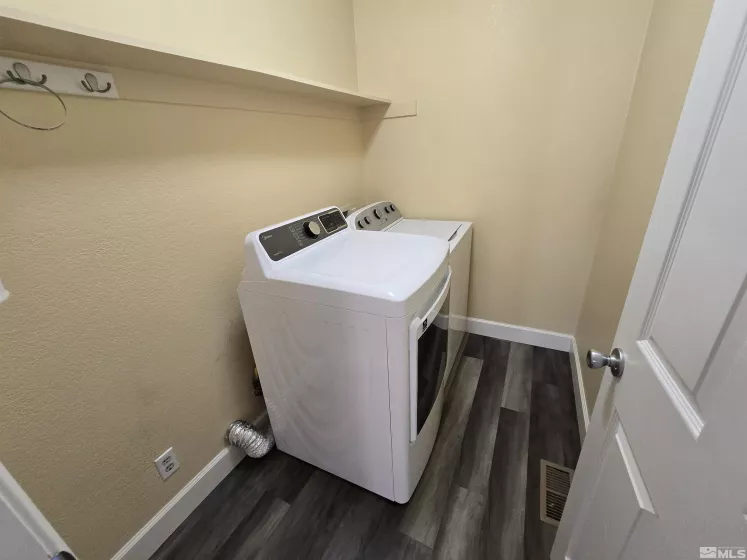 495 Len, Reno, Nevada 89511, 3 Bedrooms Bedrooms, ,3 BathroomsBathrooms,Residential,Residential,Len,250003665