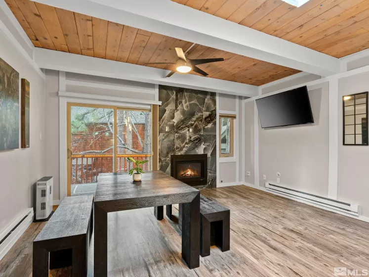 989 Tahoe, Incline Village, Nevada 89451, 3 Bedrooms Bedrooms, ,2 BathroomsBathrooms,Residential,Residential,Tahoe,250004852