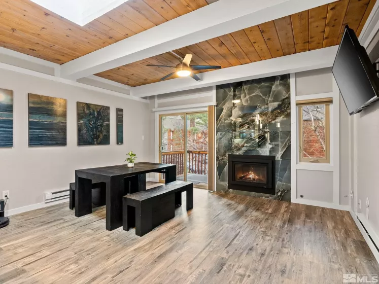 989 Tahoe, Incline Village, Nevada 89451, 3 Bedrooms Bedrooms, ,2 BathroomsBathrooms,Residential,Residential,Tahoe,250004852