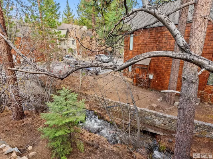 989 Tahoe, Incline Village, Nevada 89451, 3 Bedrooms Bedrooms, ,2 BathroomsBathrooms,Residential,Residential,Tahoe,250004852