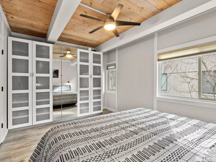 989 Tahoe, Incline Village, Nevada 89451, 3 Bedrooms Bedrooms, ,2 BathroomsBathrooms,Residential,Residential,Tahoe,250004852