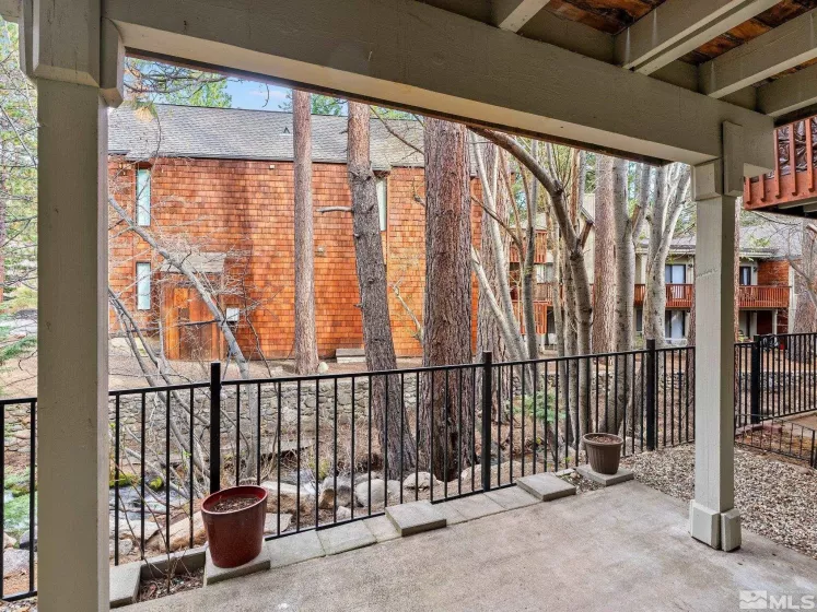 989 Tahoe, Incline Village, Nevada 89451, 3 Bedrooms Bedrooms, ,2 BathroomsBathrooms,Residential,Residential,Tahoe,250004852