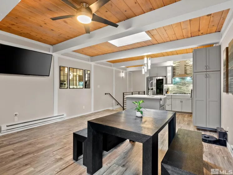 989 Tahoe, Incline Village, Nevada 89451, 3 Bedrooms Bedrooms, ,2 BathroomsBathrooms,Residential,Residential,Tahoe,250004852